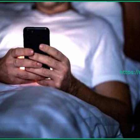 Коллин Фернандес обвиняет бывшего мужа Кристиана Ульмена в краже личных данных в сети