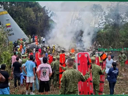 Число жертв авиакатастрофы в Колумбии достигло 68