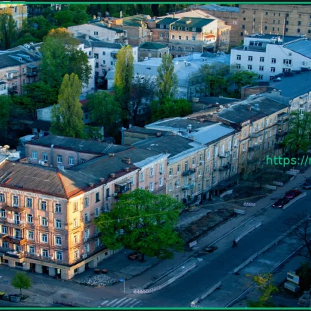 Киевские власти подтвердили перебои со светом и водой на левом берегу