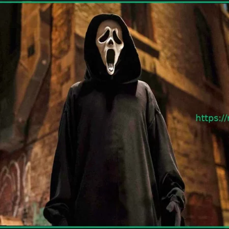 Кевин Уильямсон подтвердил, что не будет режиссировать «Крик 8», и поделился неутешительными новостями о сиквеле