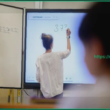 Недовольство учителей в Мекленбурге-Передней Померании: каждый пятый готов сменить профессию