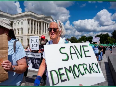 Шведский Индекс Демократии: Отчет об Отступлении Демократии во Многих Странах