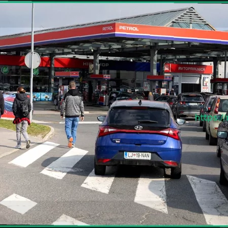 Словения ввела лимиты на отпуск топлива на АЗС