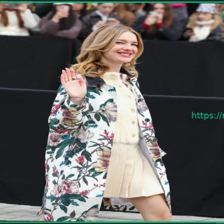 Наталья Водянова произвела фурор на показе Louis Vuitton в Париже