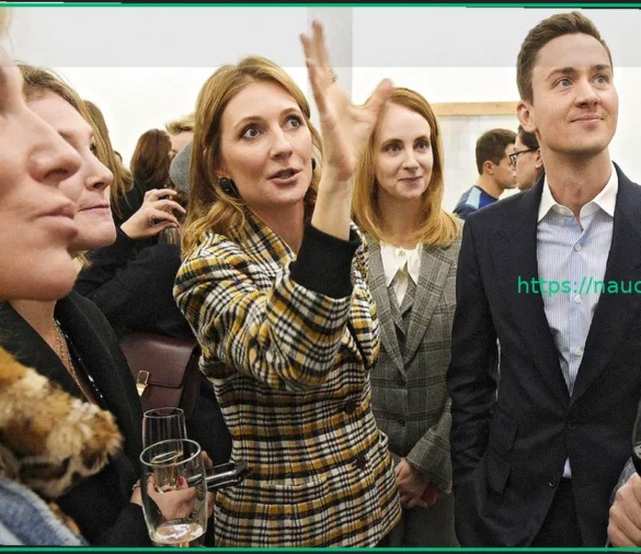 Латвия запретила въезд комиссару российского павильона на Венецианской биеннале