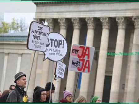 Демонстрация против сексуального насилия