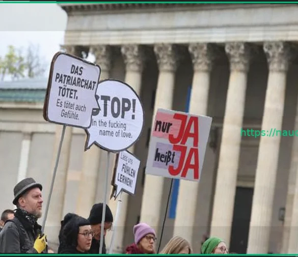 Демонстрация против сексуального насилия