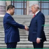 Неудачная попытка Трампа доминировать в рукопожатии с Си Цзиньпином