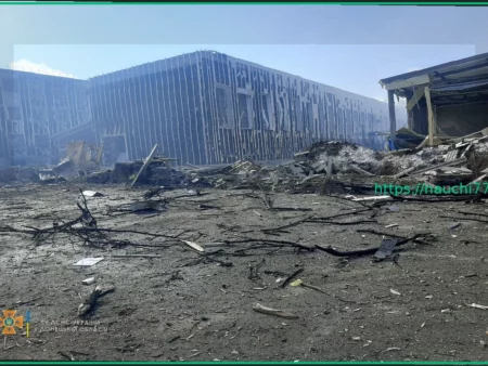Украина срочно эвакуирует заводы из Краматорска